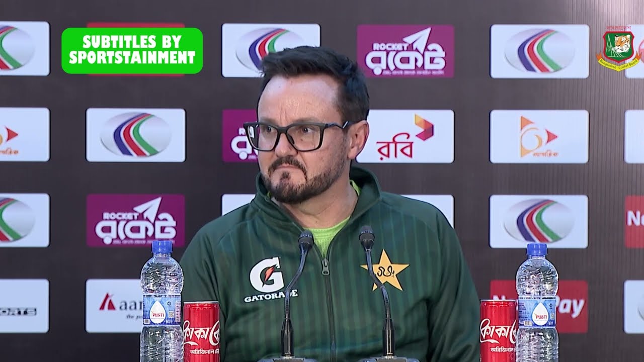 (With Subtitles) Head Coach Mike Hesson react to Pakistan disastrous loss to Bangladesh