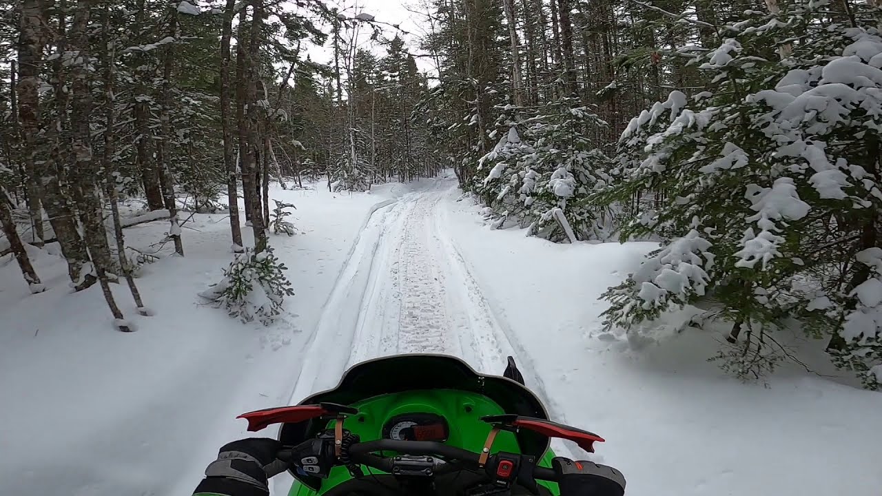 ARCTIC CAT CROSSFIRE 800 JAWS CAN!! TIGHT TRAILS FULL SEND SKIS IN THE AIR!! CRAZY EXHAUST