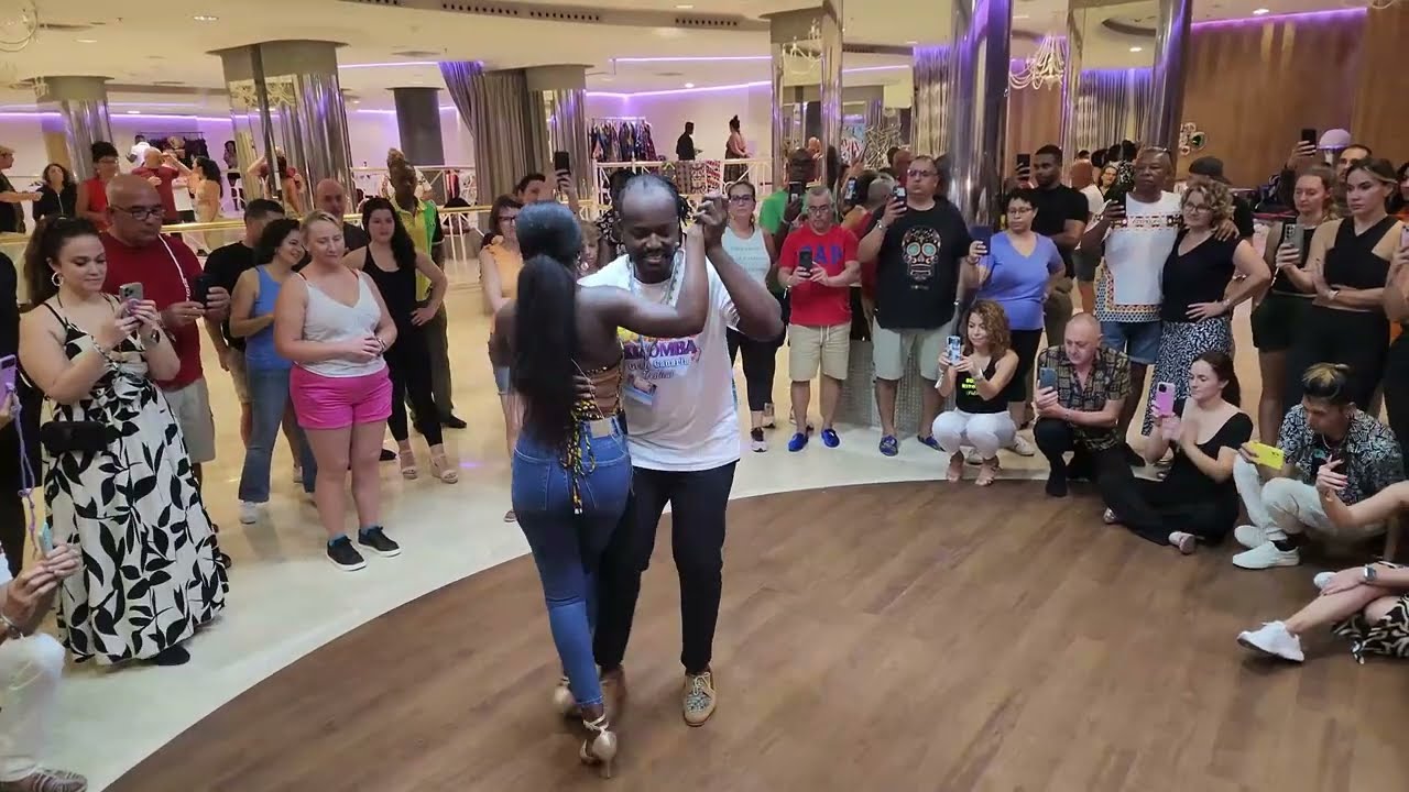 Kizomba workshop - Kizomba Elegancia: Eliza Sala & Berto @ Sunny Kizomba festival 2024 - Tem Fé
