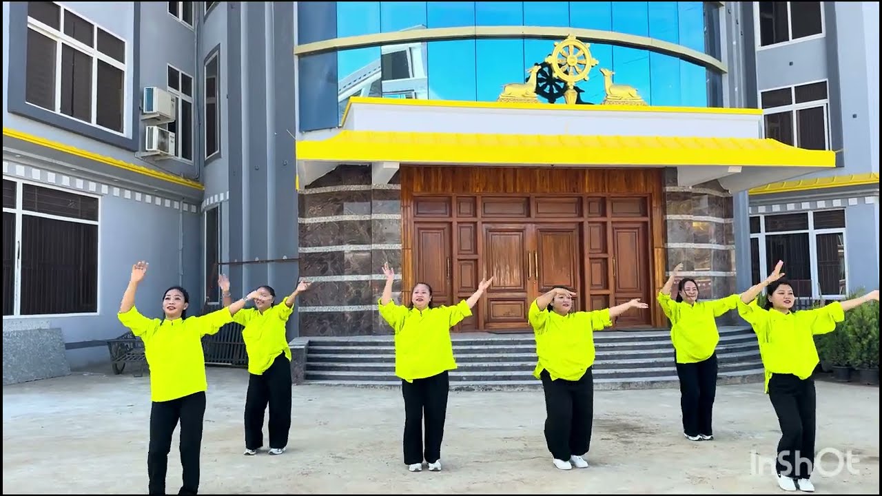 Ladakhi song by Padma Dolkar| This song is dedicated to our ladkahi subscribers|  Happy Losar✨