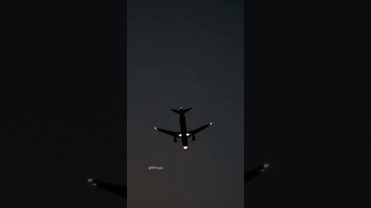 #airplane #night #landing #shorts