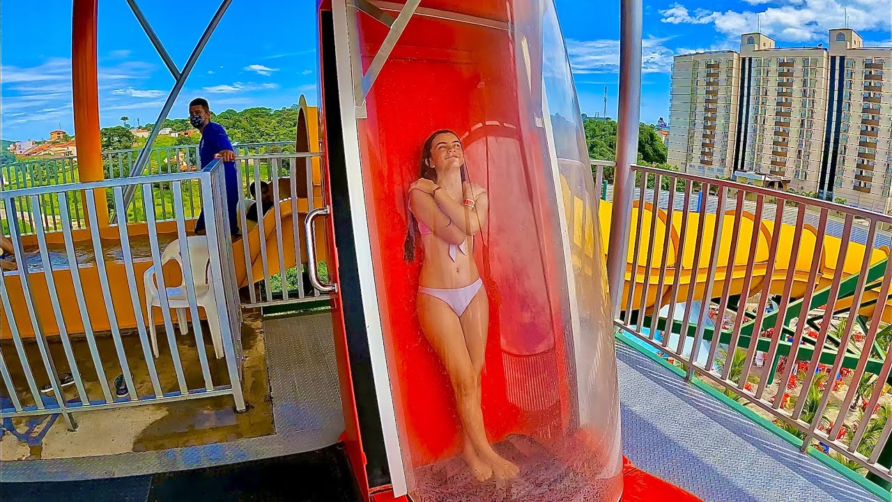 diRoma Acqua Park - Trapdoor Water Slide