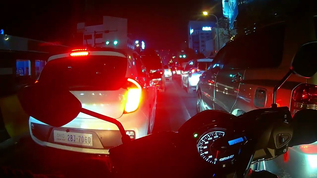 Driving in Phnom Penh Cambodia #3