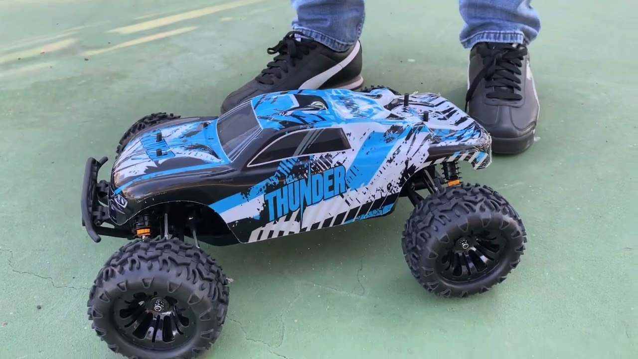 Laegendary Thunder RC remote control Review #rccar #remotecontroltruck #rccarreview