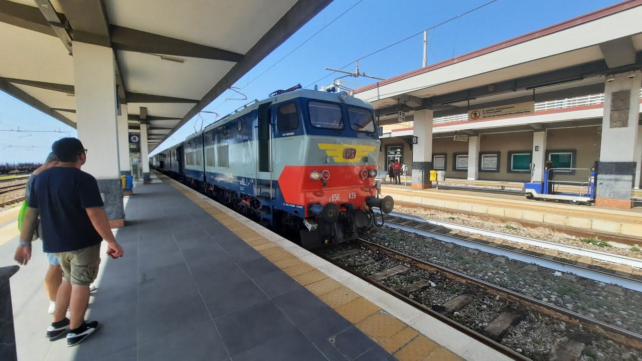TRENO DEGLI DEI MANOVRA E PARTENZA DA PAOLA