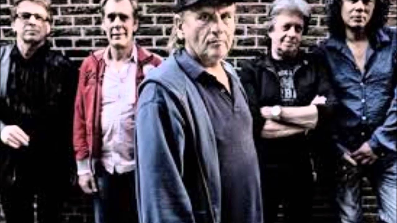 Muskee Gang   At the zoo live 1984