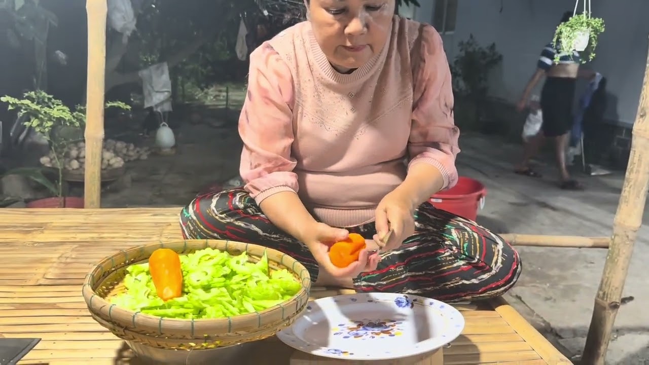 Lẩu Cá Chả Khổ Qua – Nước Ngọt Thanh, Ăn Không Ngán #Xh #cooking #cohienmientay #khoqua #food 