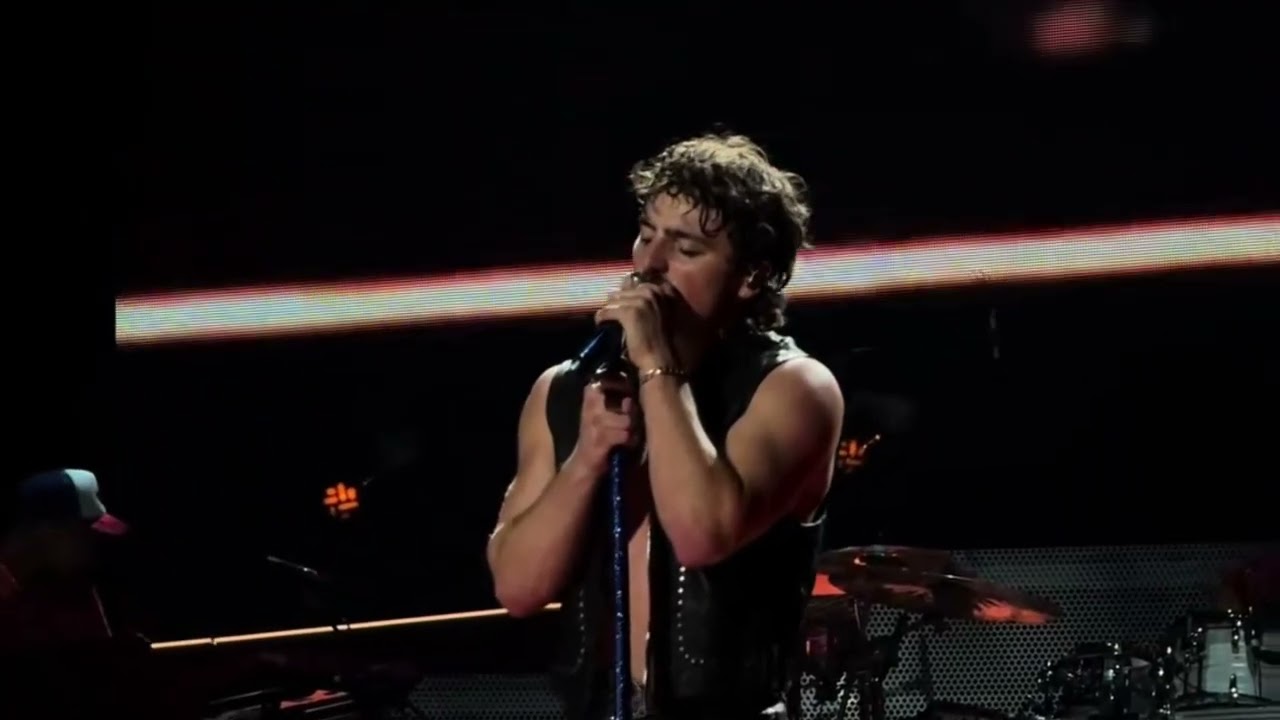 Benson Boone - Somewhere Only We Know (Keane Cover) Amsterdam