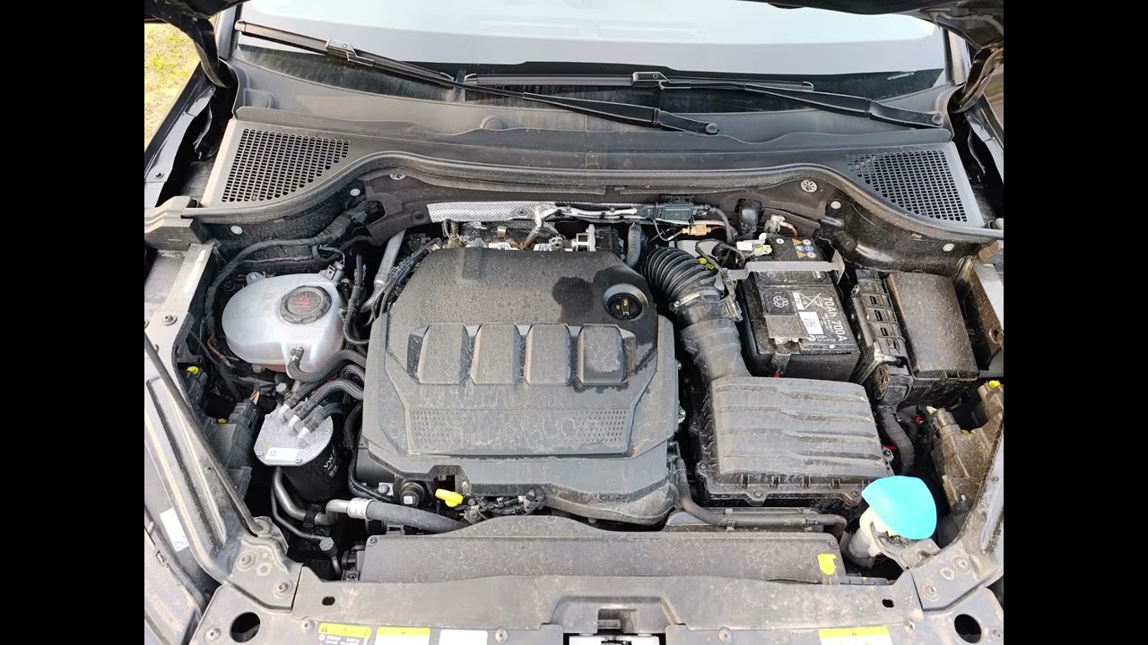 2.0 TDI Engine Idle Sound (Hood Closed) | Skoda Karoq 2.0 TDI Diesel