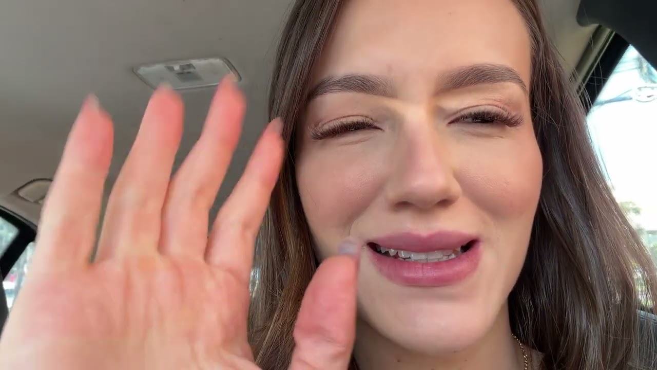 Ser trabalhadora é surto atrás do outro e resolvendo uma pilha de urgências kkkk