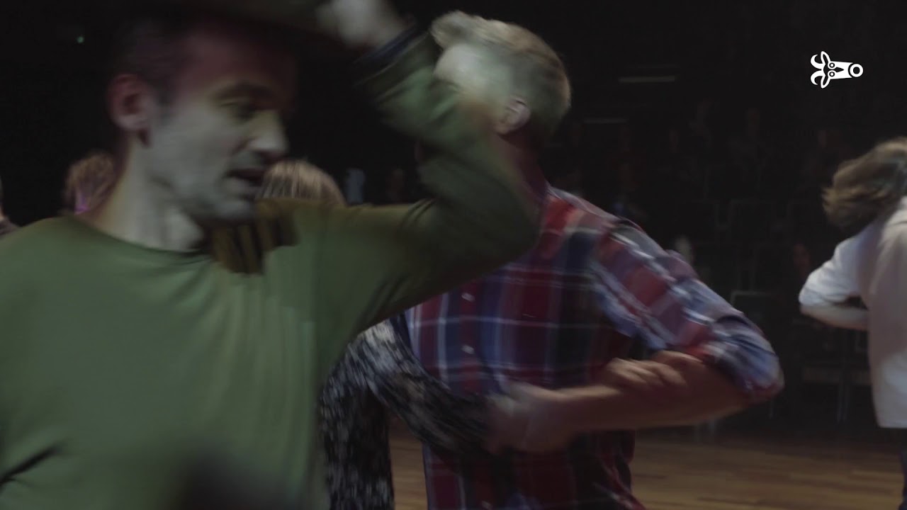 Kapela Dudziarska Manugi - Kokot warzy piwo