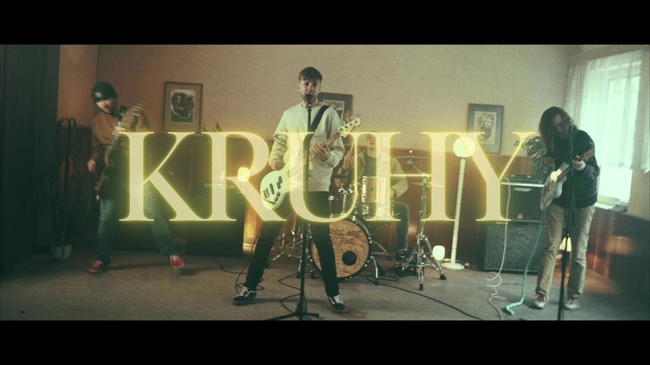 Stars Are So Far - Kruhy (Official Video)