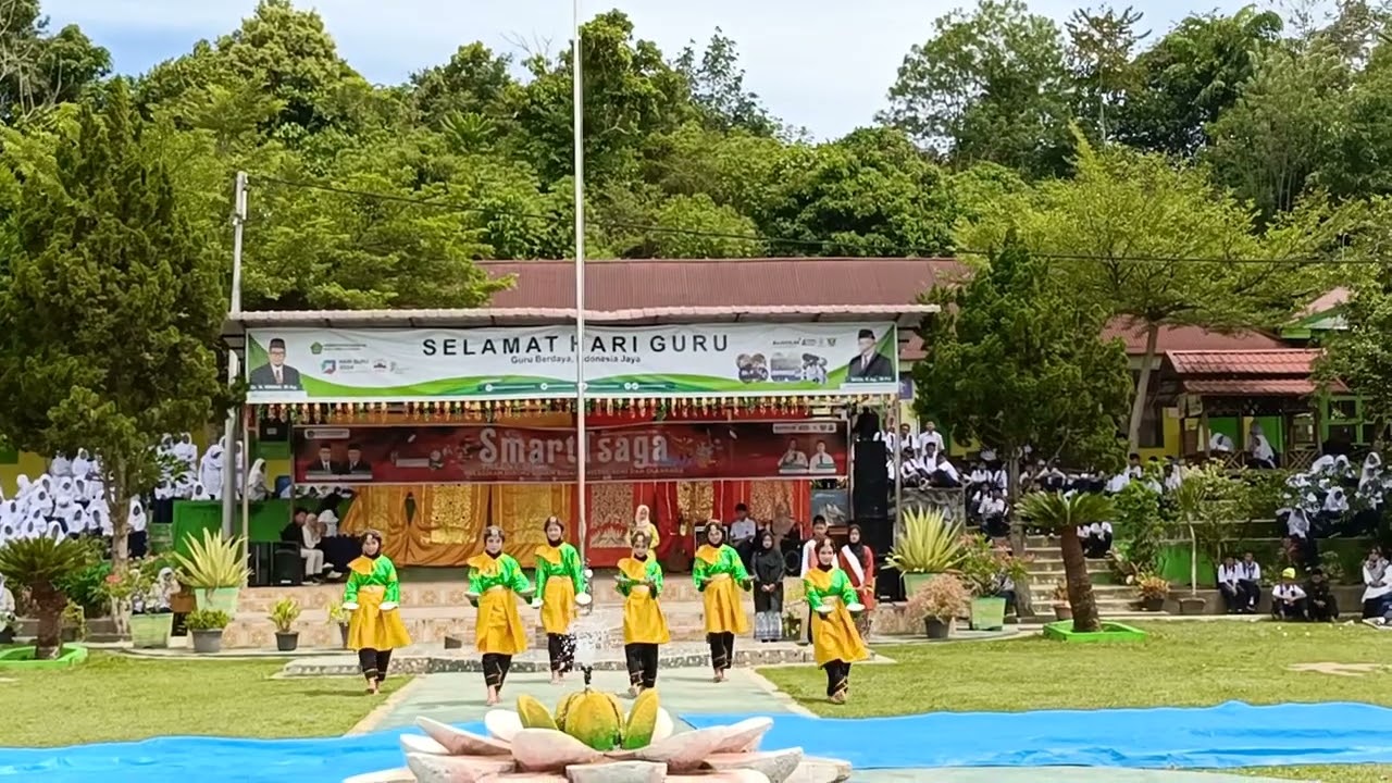 KOLABORASI DRAMA DAN TARI by XI.J MTsN 3 Lima Puluh Kota