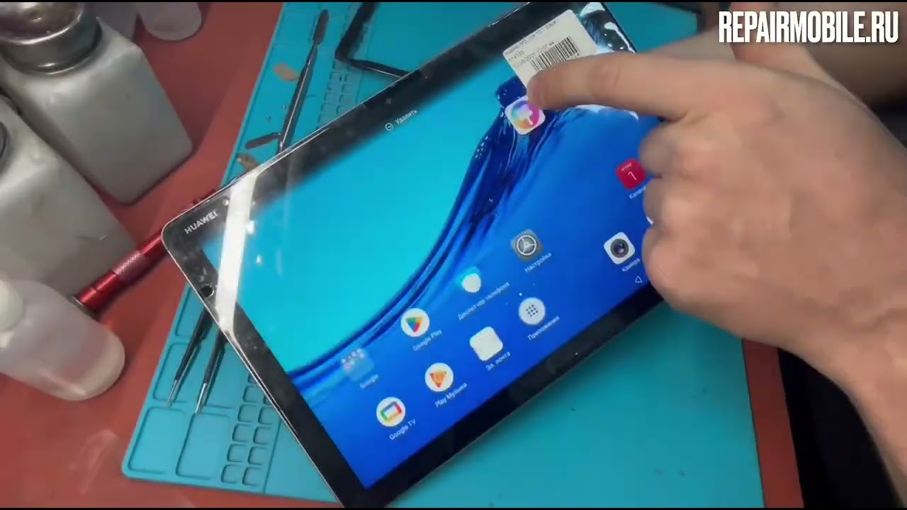 Замена дисплея на Huawei MediaPad M5 lite