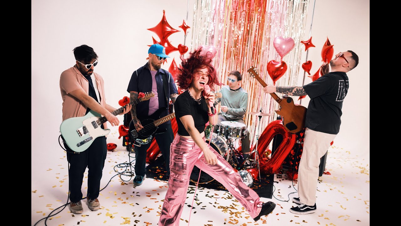 Say It Anyway - Freakin' Lovesick (Official Music Video)