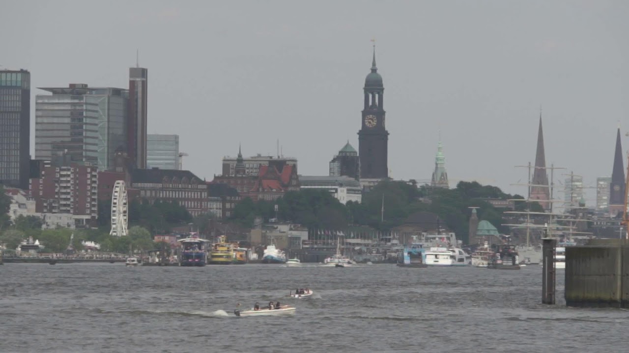 Einlaufparade Hafengeburtstag 2024 Hamburg