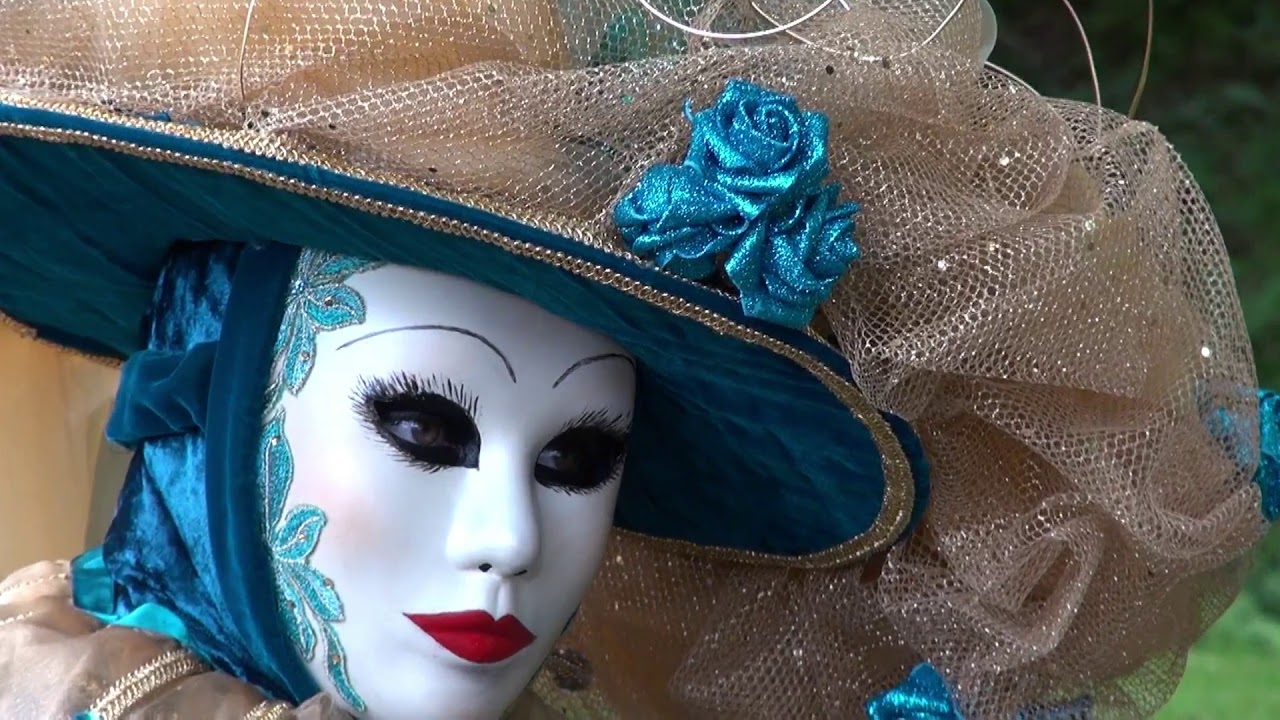 Les costumés de Venise aux jardins d'Annevoie Mai 2019
