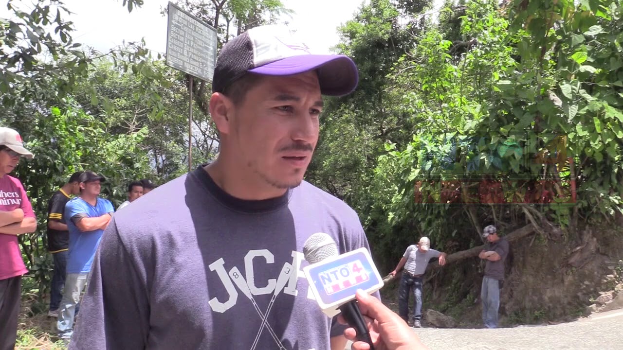 AUTORIDADES Y VECINOS REALIZAN MANIFESTACION PACIFICA EN BARRANCA GRANDE EL CALVARIO