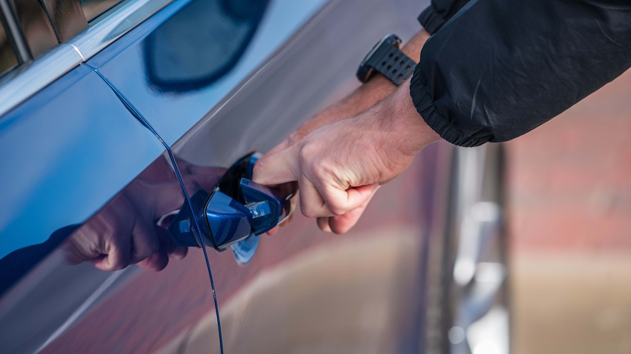 Не открывается дверь снаружи Volkswagen Passat B6, 7, 8, CC, Golf V, Jetta V, Touran I, Audi A3