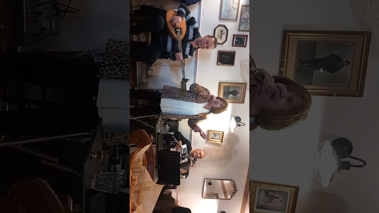 Βασω Κοκονακη με Κώστα Λαζουδη Μελπω Στέφανο  Διμηνι 