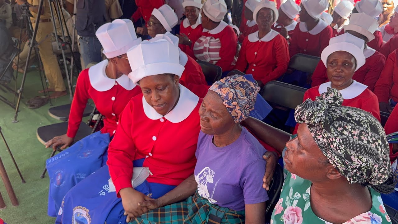 Painfull send off Moment…..Bishop Manhango and Prie Zvandasara