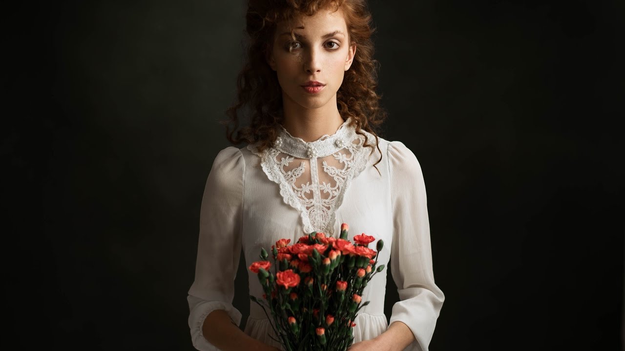 Behind The Scenes - Vintage Portrait Photoshoot!