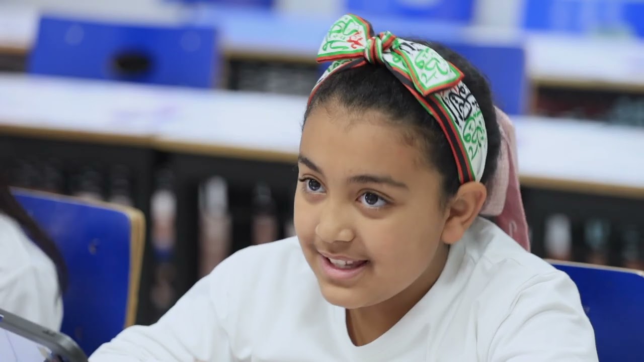 ماما انيسة وعيال الديرة