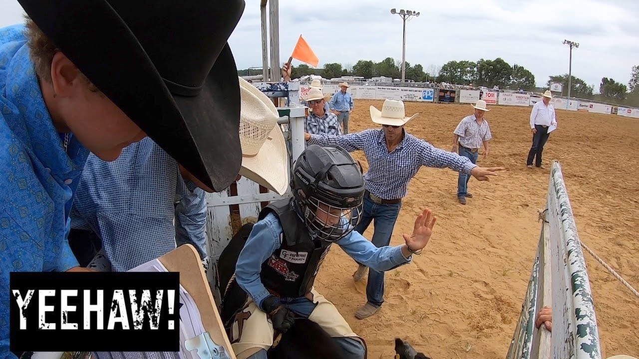 Riding at SIJRA Rodeo | Auston Young