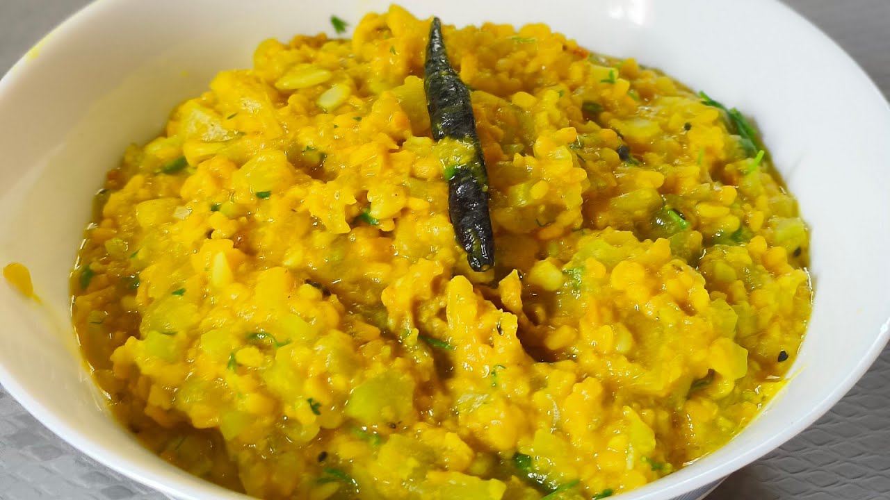 মুগডাল দিয়ে লাউ ঘন্ট রেসিপি|| Moong Dal with Gourd Recipe😋
