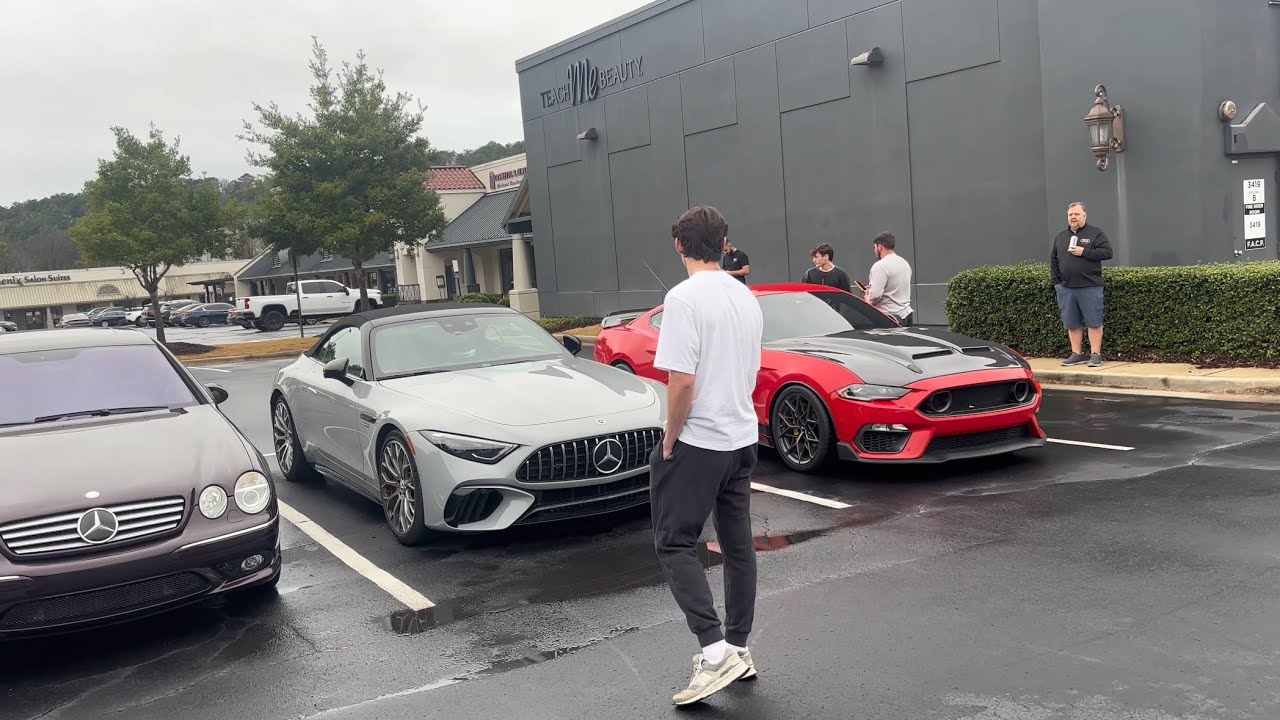THROTTLES MASHED AT THE COLONNADE FOR CARS & COFFEE