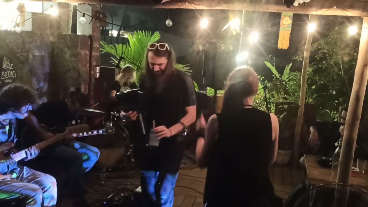 Psychodelic Elephant live jam 10.02.2026, Luna verde Mandrem Goa, Kate drums part7