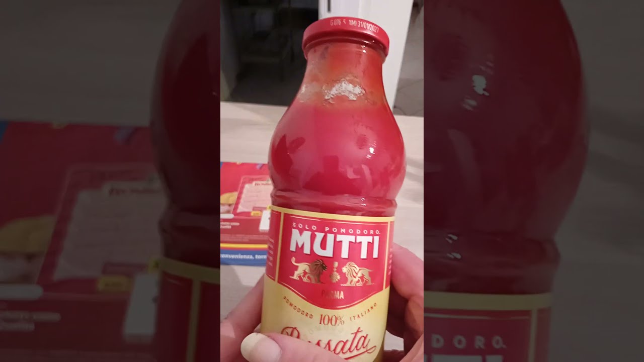 Lidl volantino in corso: ho fatto la scorta della passata pi&ugrave; buona che c'&egrave; #lidl #food