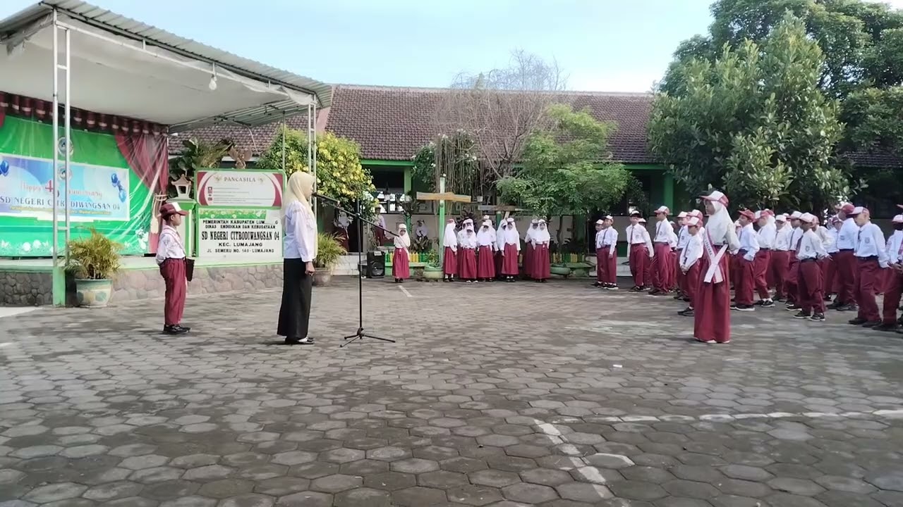 Ibu Hanna Susanti, S. Pd | #amanatupacara