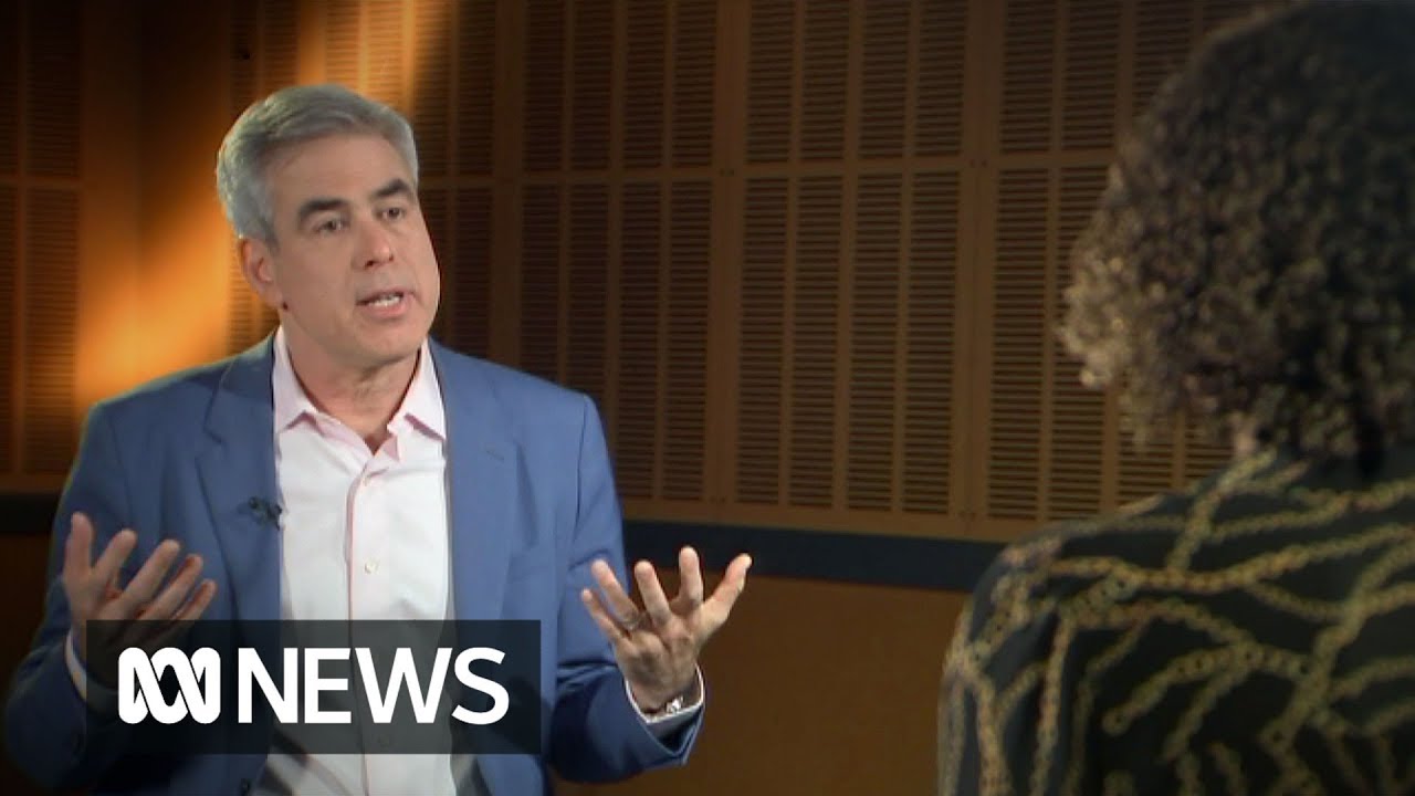 Jonathan Haidt thinks safe spaces are stifling vigorous intellectual debate | ABC News
