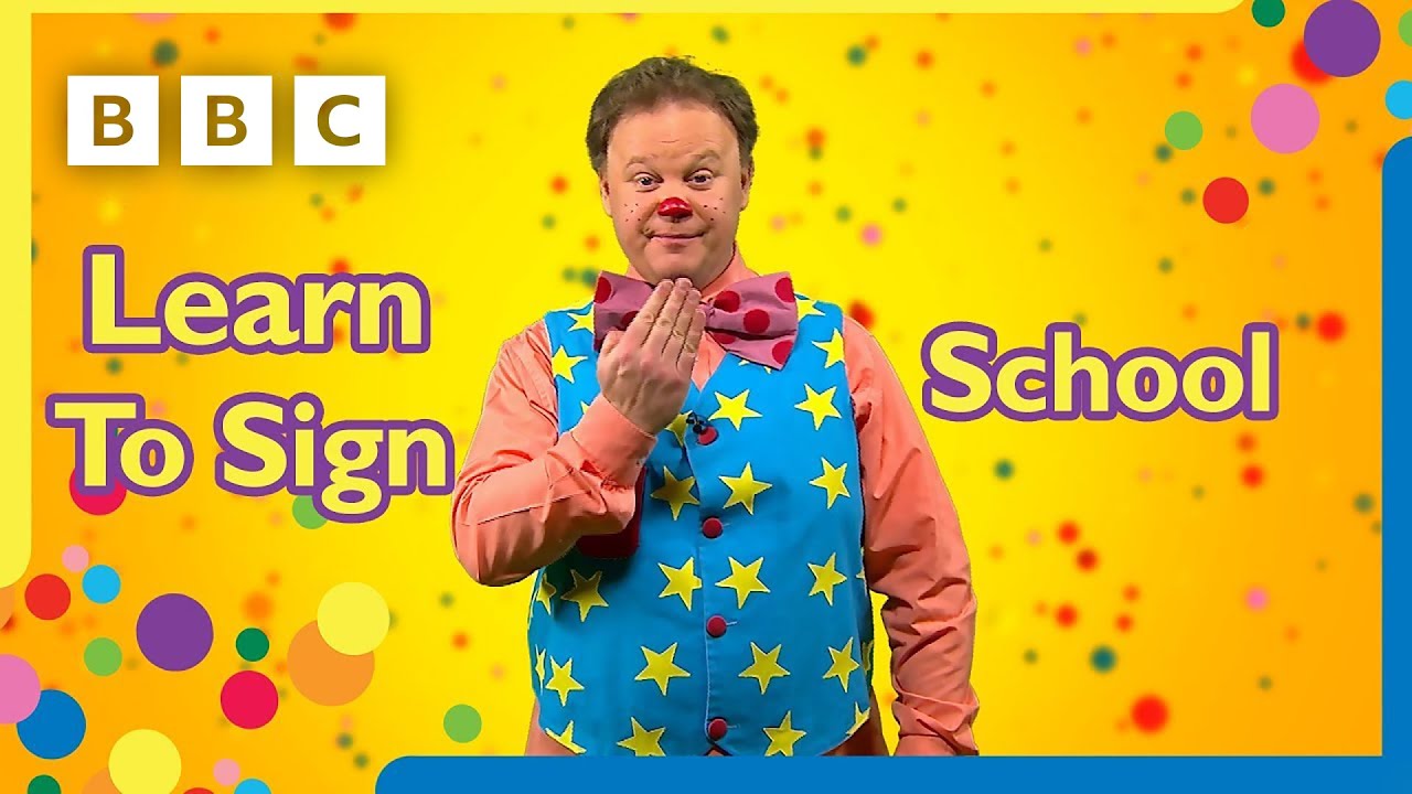 Learn to sign School 🎓🚸👩‍🏫 | Mr Tumble and Friends