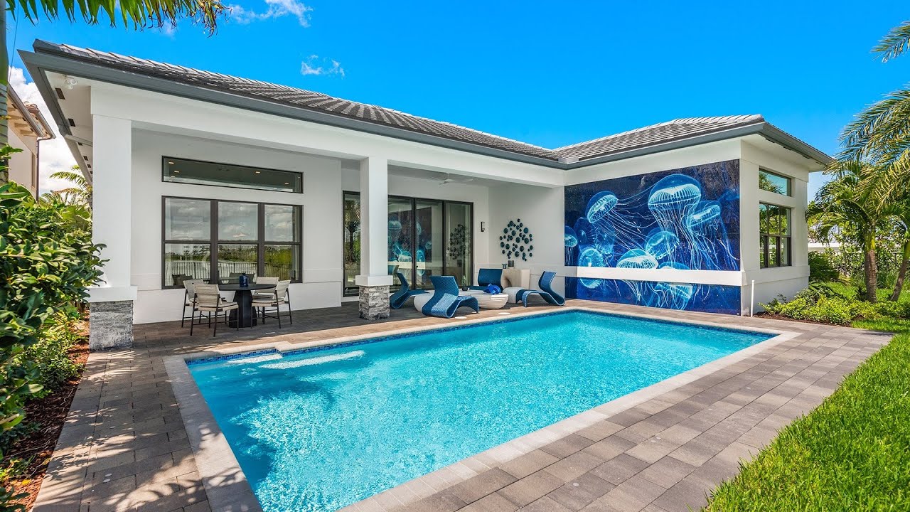 SINGLE-STORY STUNNER IN PBG, FL!
