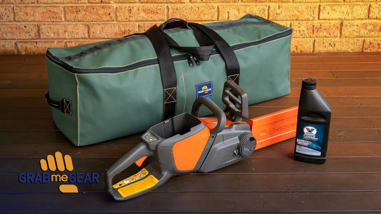 Love your chainsaw? This one's for you! Gear Mate 39 - Chainsaw Bag