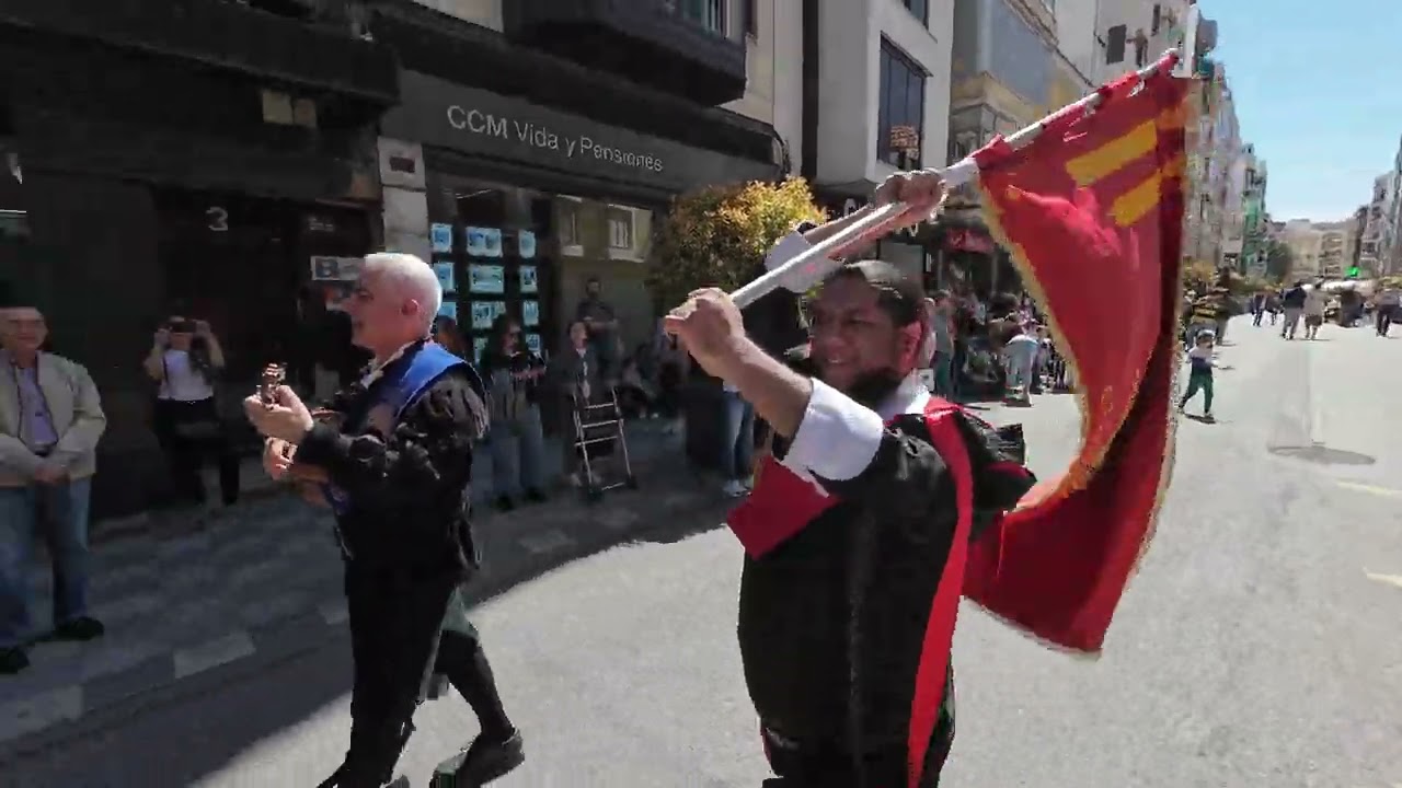 Pasacalles de las Tunas participantes en el XVIII Certamen de Tunas Ciudad de Cuenca 2024