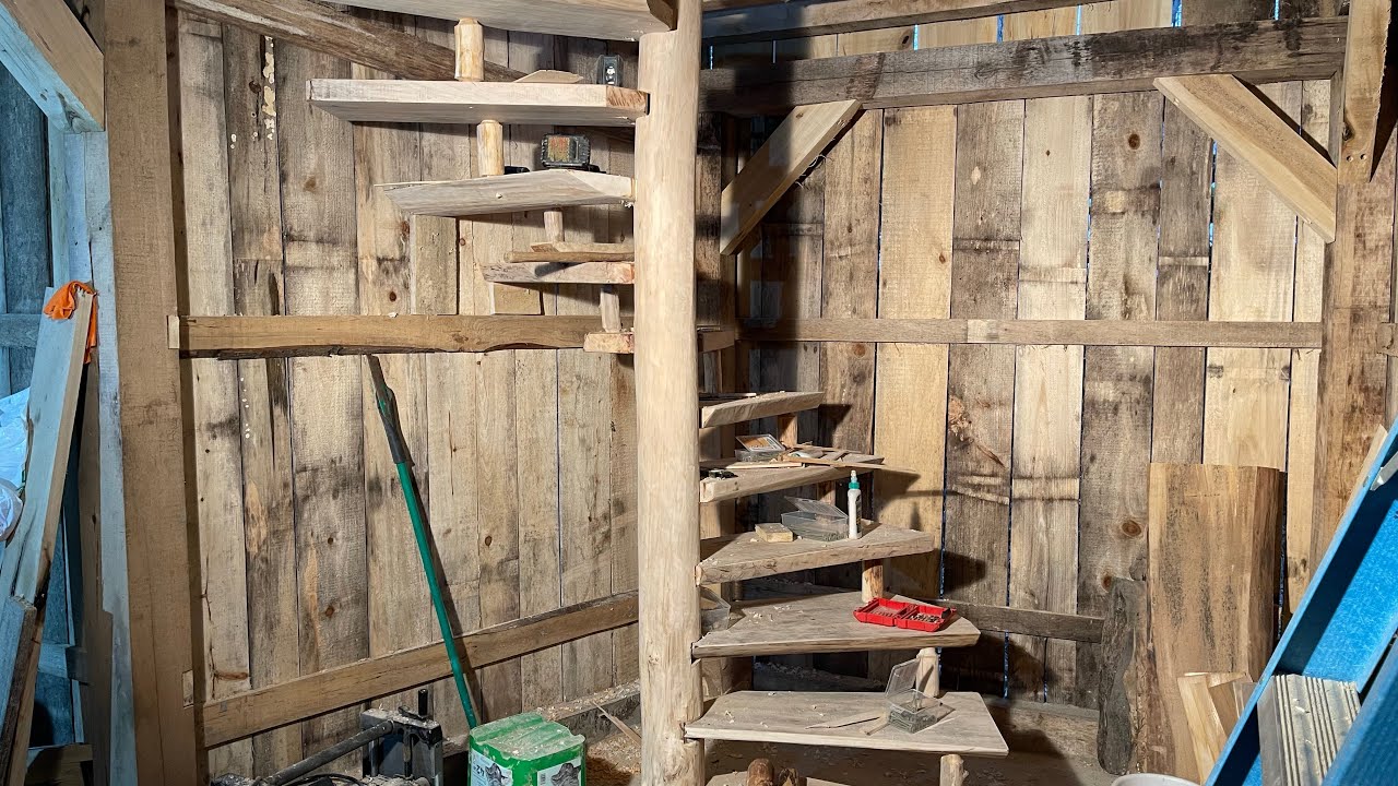 Rustic spiral staircase (part 2) / Ep 4 / Just for Fun Off Grid Man Cave (cabin)