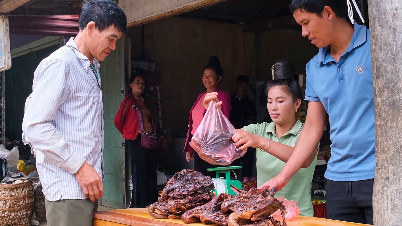 Go to the market to sell smoked duck meat, peel corn and wait for harvest | Family Farm