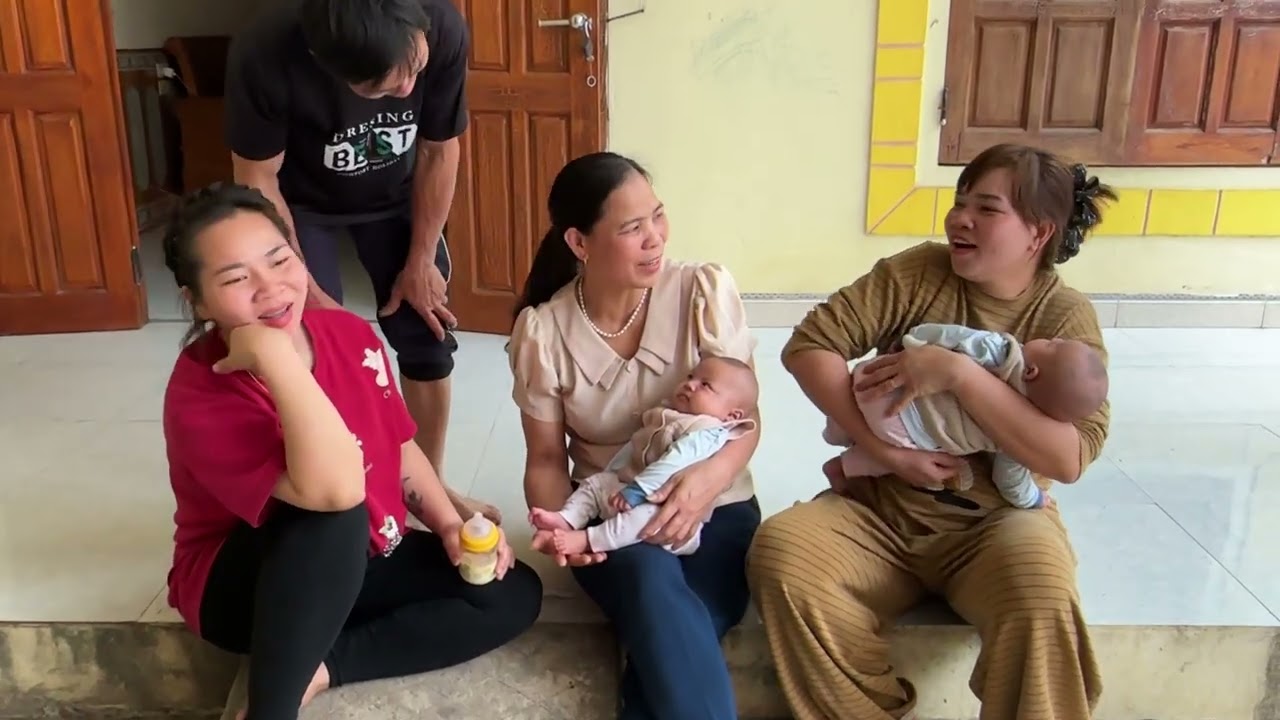 Bá côi mắng chị sen k cho các con ở lại ăn tết