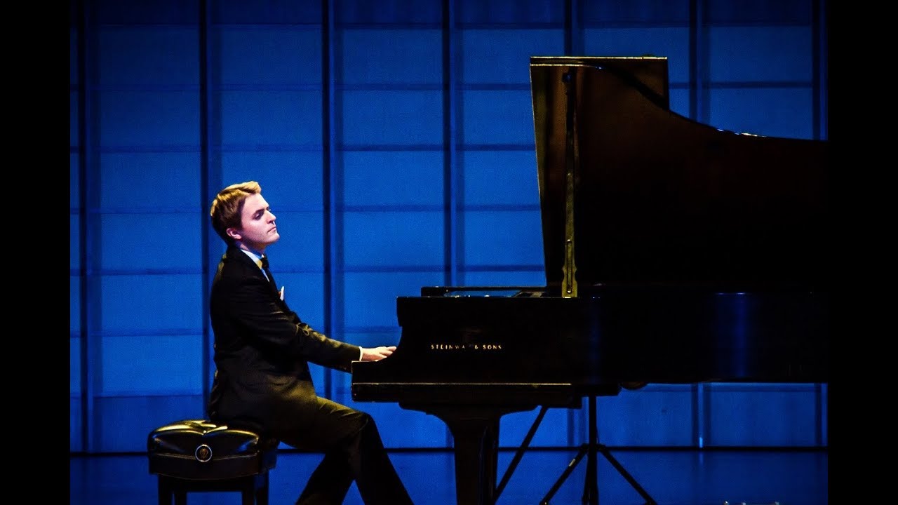 Piano Platinum Cash Prize Winner-Lukasz Mikolajczyk (POL)