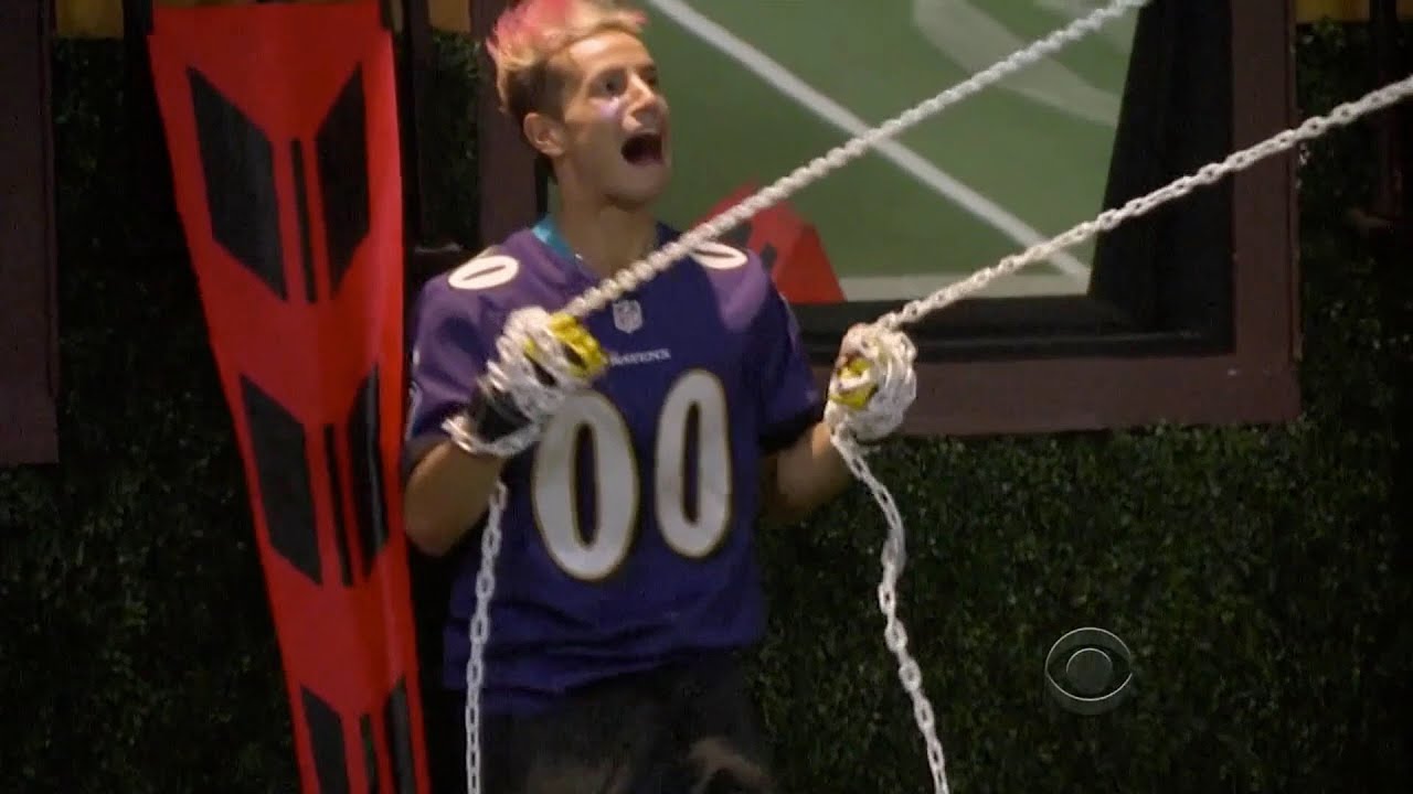 BB16E2112 - Battle of the Block, Frankie Faces off Alone Against Donny and Zach