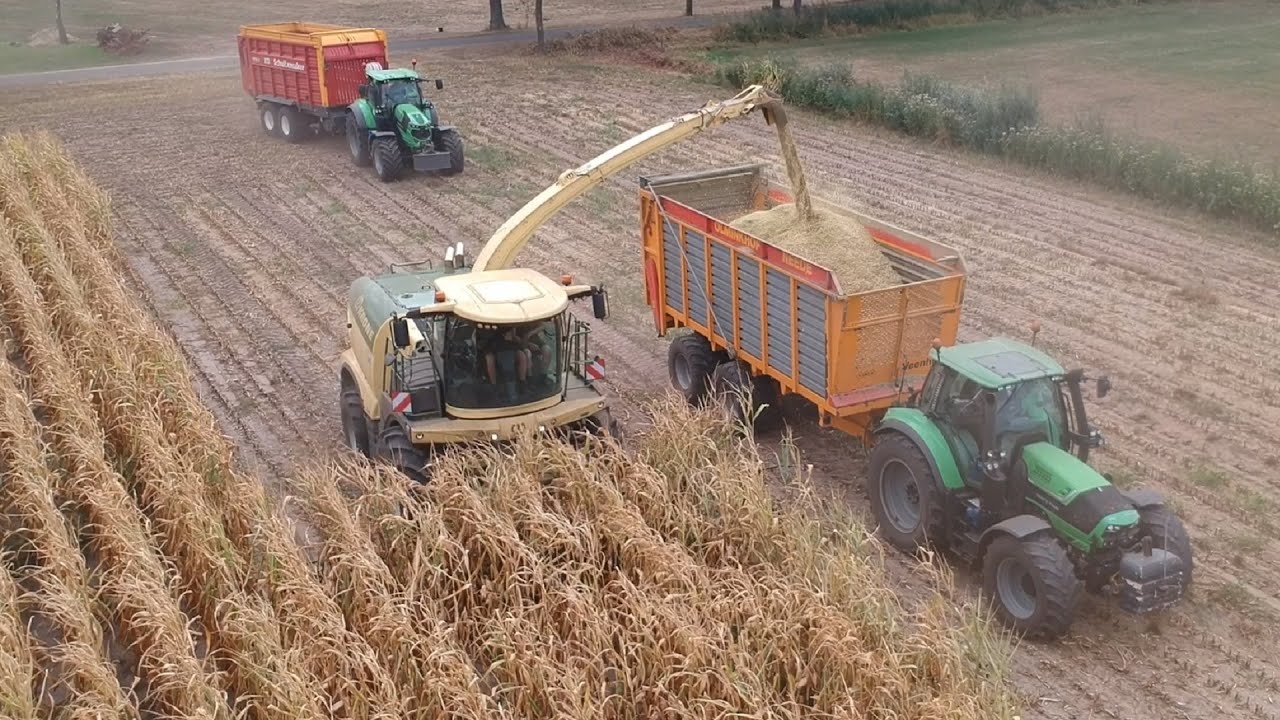 2022 Olminkhof chopping corn