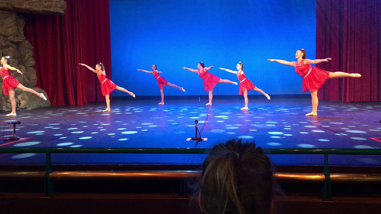 Starmakers Theatre School Disneyland Paris Performance 09:07:19
