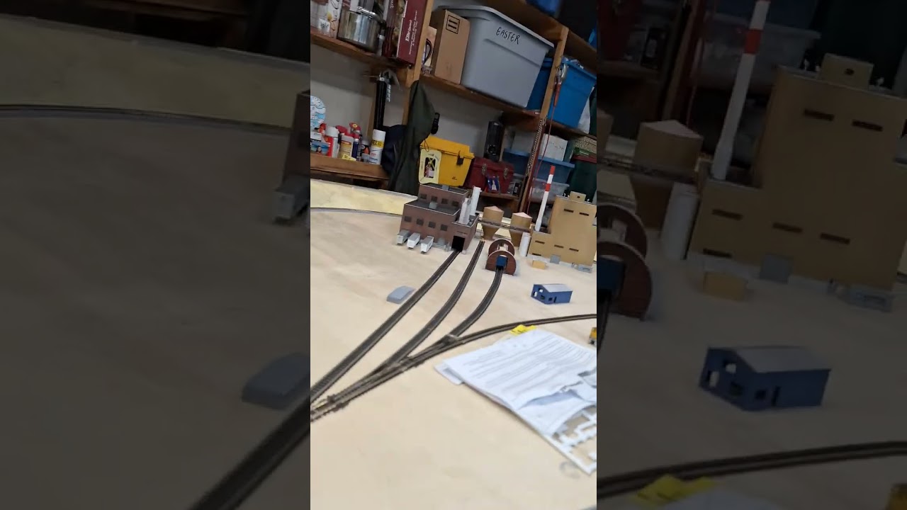 return of N scale garage layout