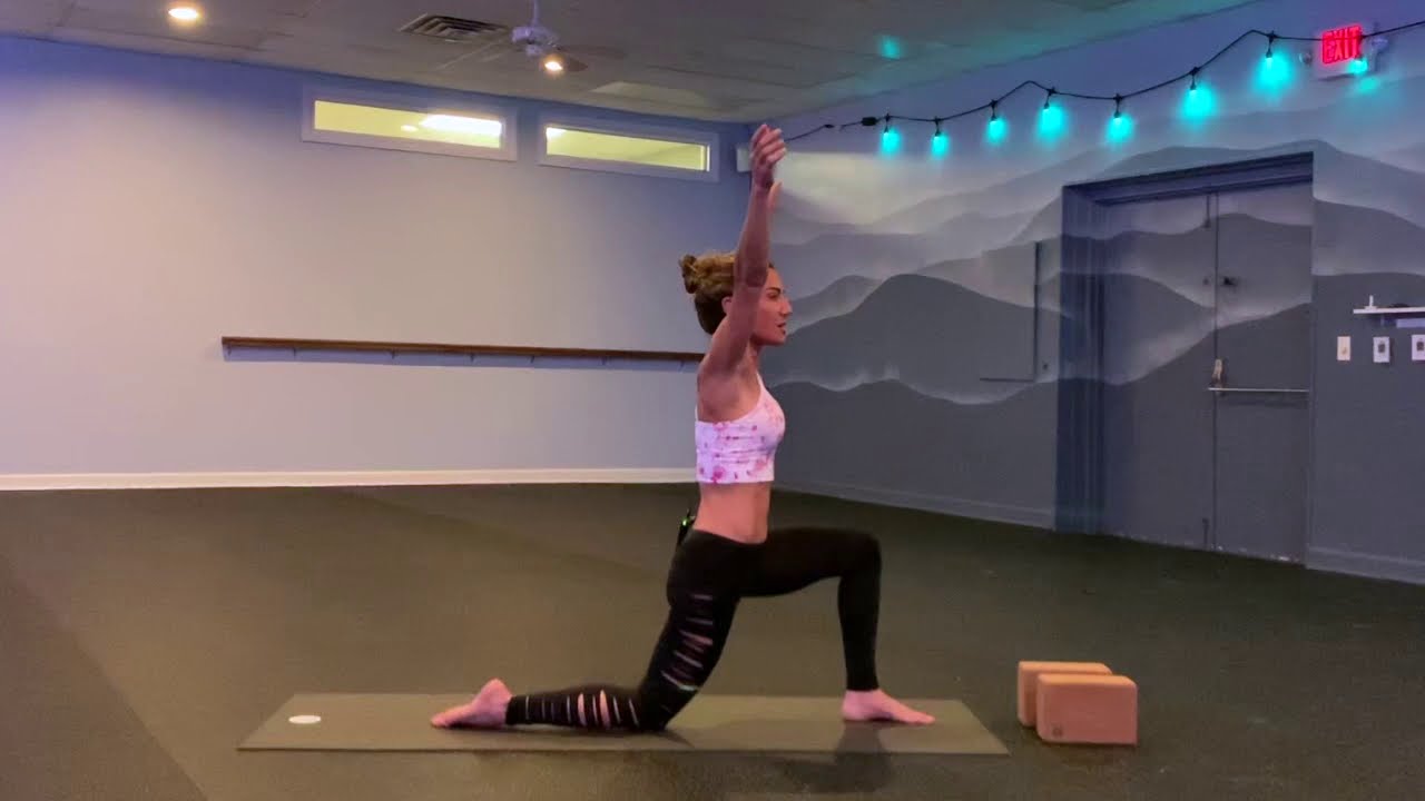40 Minute Vinyasa Power Flow - Hot Yoga Asheville