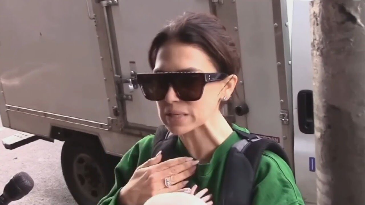 ‘Exotic’: Hilaria Baldwin slips into ‘native Spanish tongue’ in front of paparazzi
