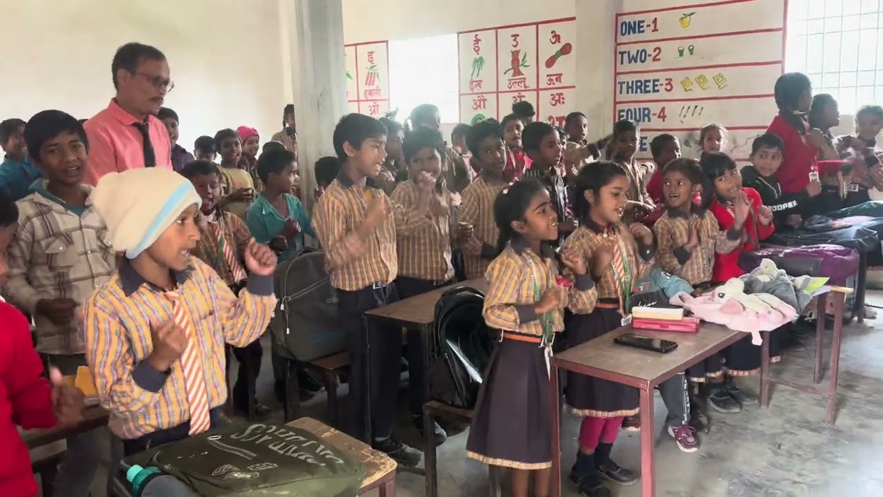 Student learning a to z by Simon sir #tetariya_public_school #viralvideo #trending 