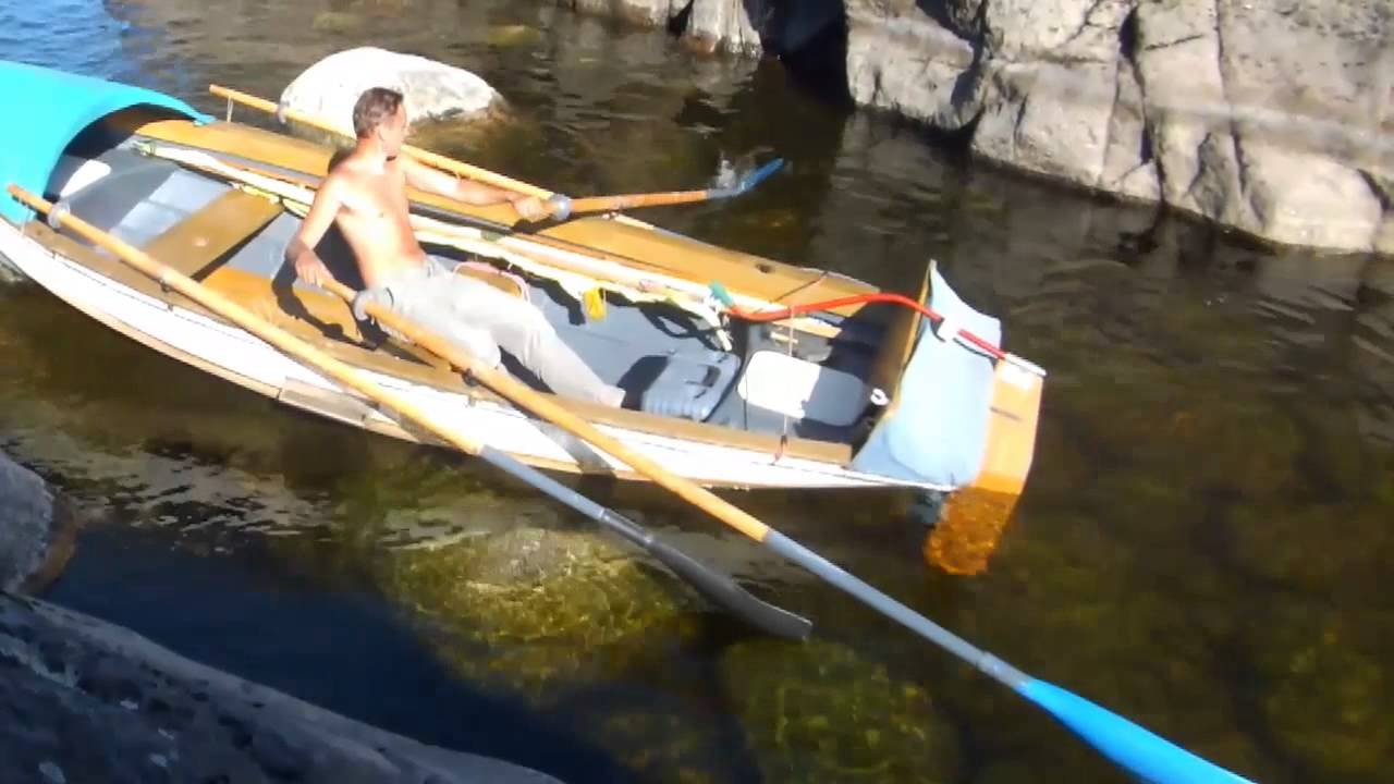 Самодельная гребно-парусная шлюпка адвоката Егорова